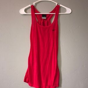 nike workout tank top